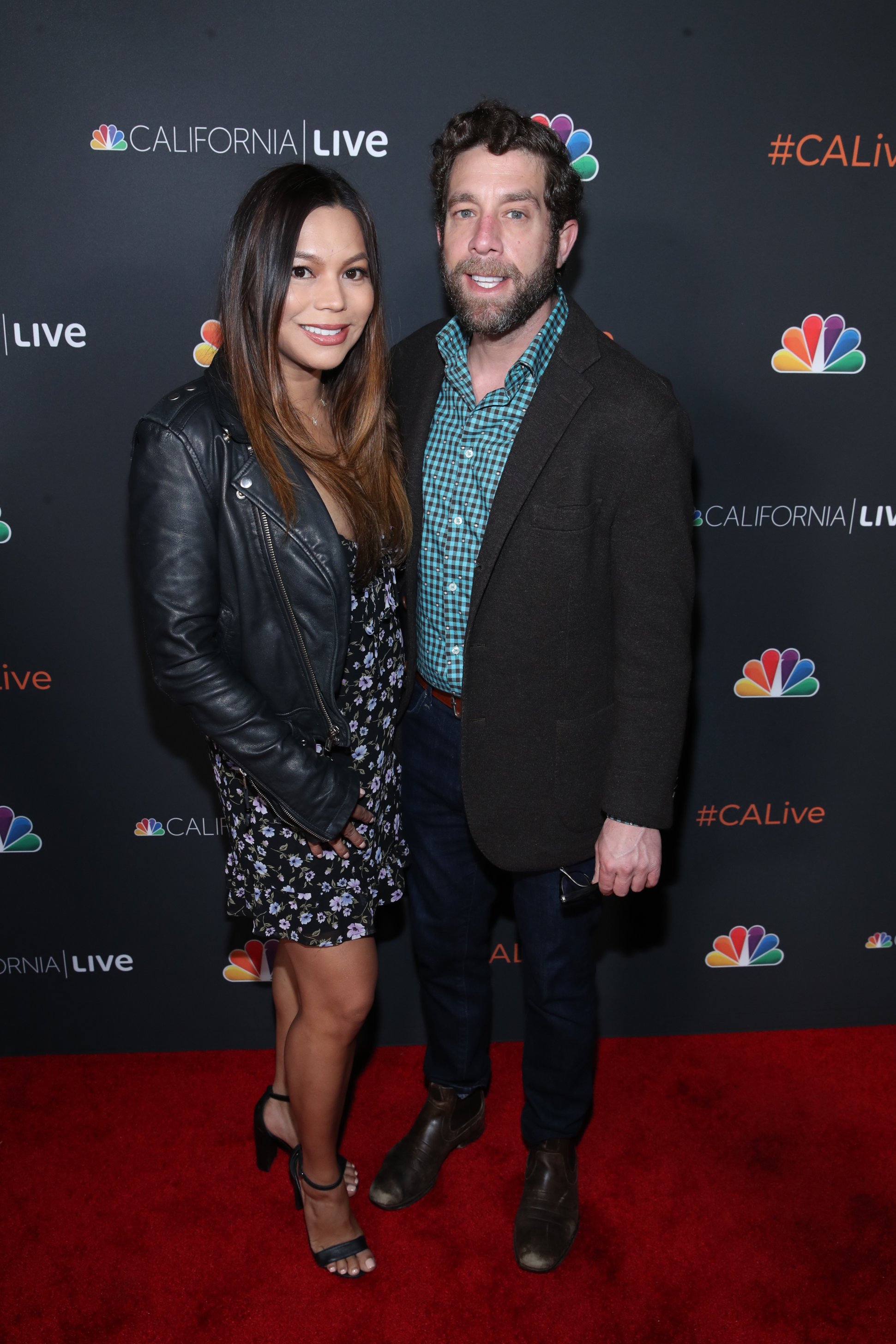 Elliott Yamin comgraciosa, namorada Karen Cruz