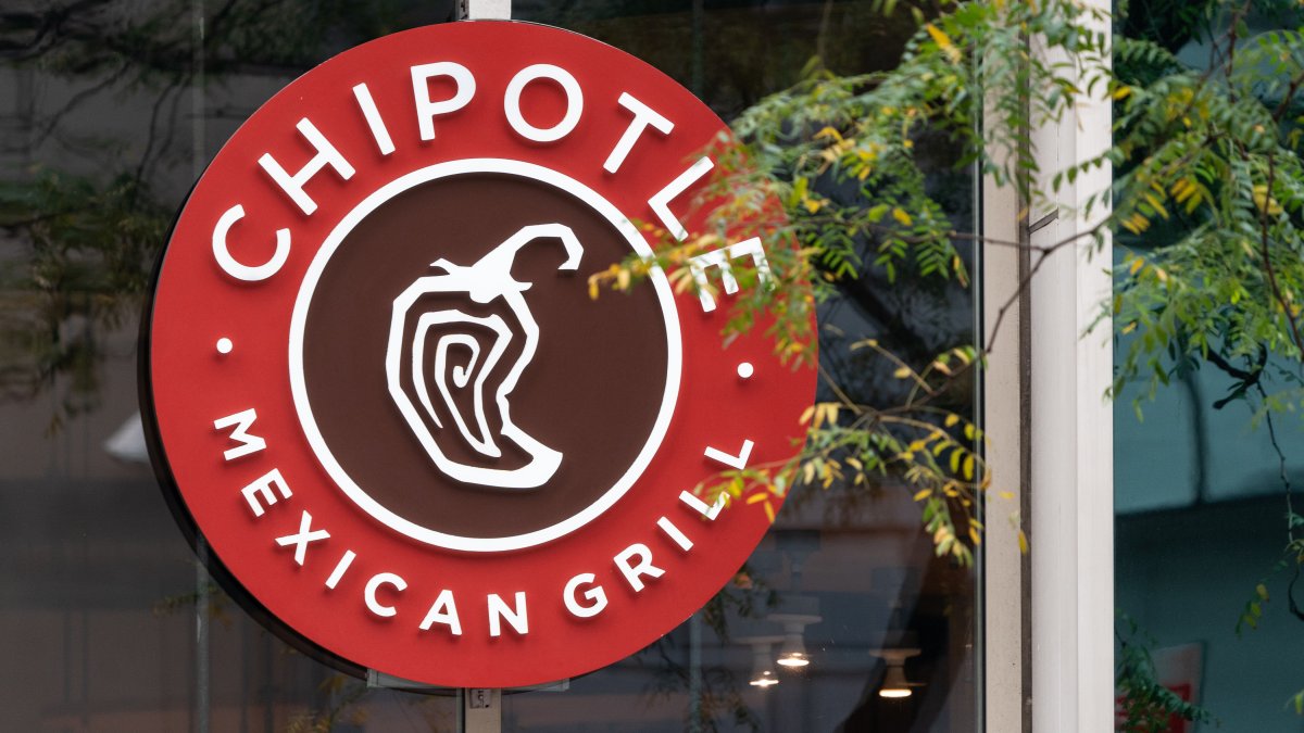 ‘When it Rains Threes, it Rains Free Burritos:’ How to Get Free Chipotle During the NBA Finals