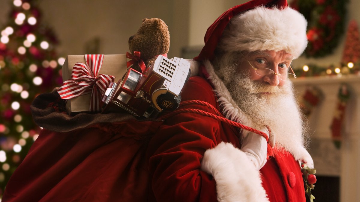 How to have the ‘Santa Talk’ and still keep the magic alive for your kids How to have the ‘Santa Talk’ and still keep the magic alive for your kids