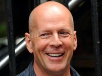 Bruce Willis Talks About Losing 20 Years for "Surrogates"