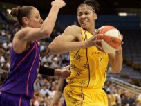 Mercury Top Sparks in Western Conference Finals