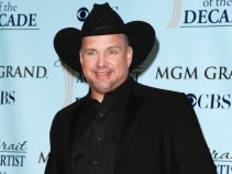 Garth Brooks Roped Out of Retirement