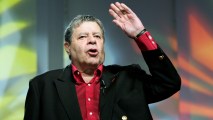 20 de agosto, 2017 - Muere el genial comediante Jerry Lewis a los 91 años. Sus comiquísimas películas hicieron reír a generaciones, con clásicos de los sesentas como 