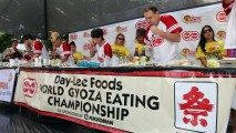 Dumpling mania: Competitors will go for the top spots on Aug. 26, 2017 at the JACCC. (Photo: Toyo Miyatake Studio for the Day-Lee Foods World Gyoza Eating Championship)