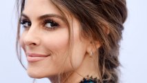 Maria Menounos poses at The Hollywood Reporter