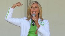 Australian actress, Olivia Newton-John performs her song "Physical" on stage before leading the inaugural Wellness Walk on September 15, 2013 in Melbourne, Australia. The event will raise funds for the Olivia Newton-John Cancer and Wellness Centre.