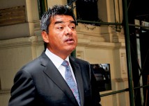 George Lopez Special Looks To Parenting, Obama For Laughs