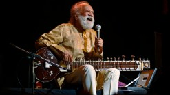 Indian Sitar Master Ravi Shankar Dies at 92