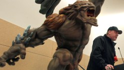 R.I. Gov. Trying to Keep Schilling's Video Game Company 