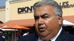 After FBI Raid, Senator Returns to Sacramento