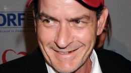 Charlie Sheen to Take Stage at Emmys