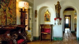"Small Hearst Castle" Reopens for 2012