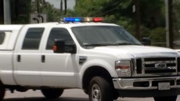Bank Robbers Run Onto 101 Freeway, School Locked Down