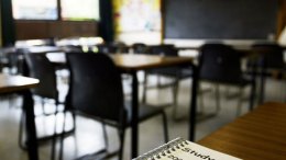 Former LAUSD Substitute Sought on Warrant