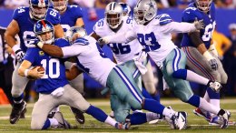 Cowboys Edge Giants in Opener