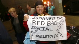 Cruise Passengers Became Comrades on Trip Home