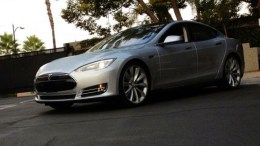 What Makes the Tesla S Car of the Year