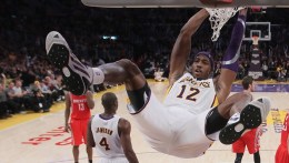 Lakers Look for First Road Win