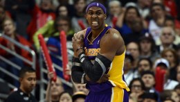 Roggin’s Rants: "Miserable" Dwight Howard Isn't Fitting In