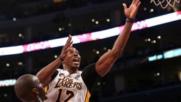 No Bryant or Gasol, No Problem for Lakers