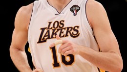 Los Lakers Celebrate Noche Latina