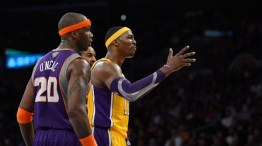 Lakers Beat Suns Using D'Antoni's System