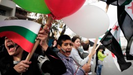Syrian Forces Open Fire on Mourners, Protestors