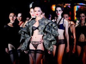 Sexy Spring Fashion Around the World