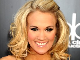 Celebrity Hookups: Carrie Underwood Engaged to NHL Star