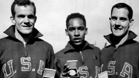 Olympian, USC Alum Jack Davis Dies