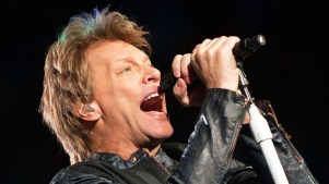 Bon Jovi to Bieber: Don't Be an &ldquo;*&$#&ldquo; to Fans