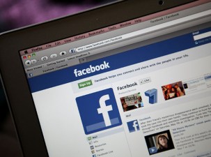 Mobile Users Outnumber Web Users on Facebook