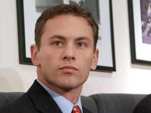 Doogie Howser, G.M.