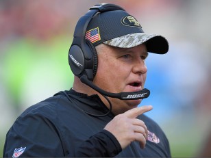 Oregon Coach Chip Kelly Offers a Money Back Guarantee