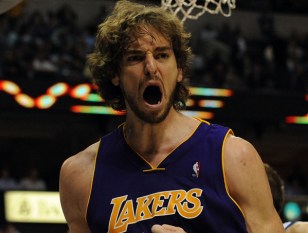 Gasol Back Tonight, Finally