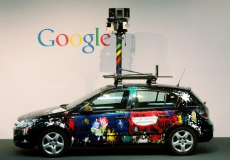 Apple Challenging Google's Street View