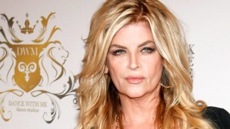Kirstie Alley's Pretty Pink Country Cottage For Sale