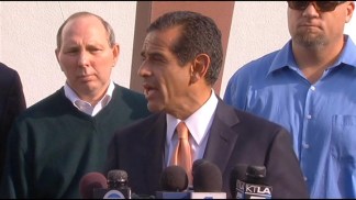 Los Angeles Mayor Antonio Villaraigosa comments on port strike