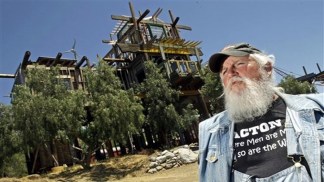 Phonehenge West: Builder's Hodge-Podge Must Come Down