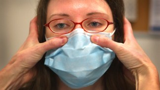 Flu Outbreak Clogs Doctors' Offices