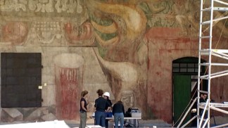 Los Angeles Mural Makes Comeback