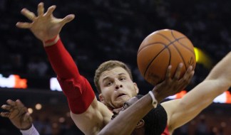 Clippers Storm Back From 27-Point Deficit