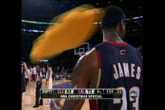 Lakers Fans Flip the Foam Finger on Christmas Day