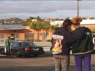 Students at Poway High Attempt to Cope With the Pain