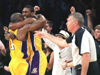 Lakers Playoff Images: Artest to the Rescue