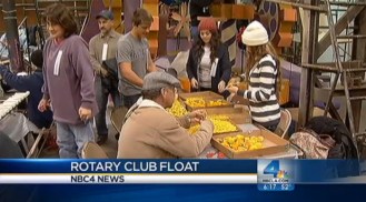 Volunteers Work Furiously to Finish Rose Parade Floats