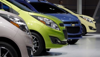 Shift to Small Cars Gains a Little Momentum