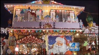 Fritz's Holiday Lights: Half Century of Decorating in Simi Valley