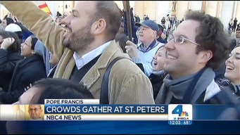 Thousands Gather at St. Peter's Basilica to See Pope Francis