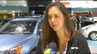 2011 LA Auto Show: Gadgets Galore
